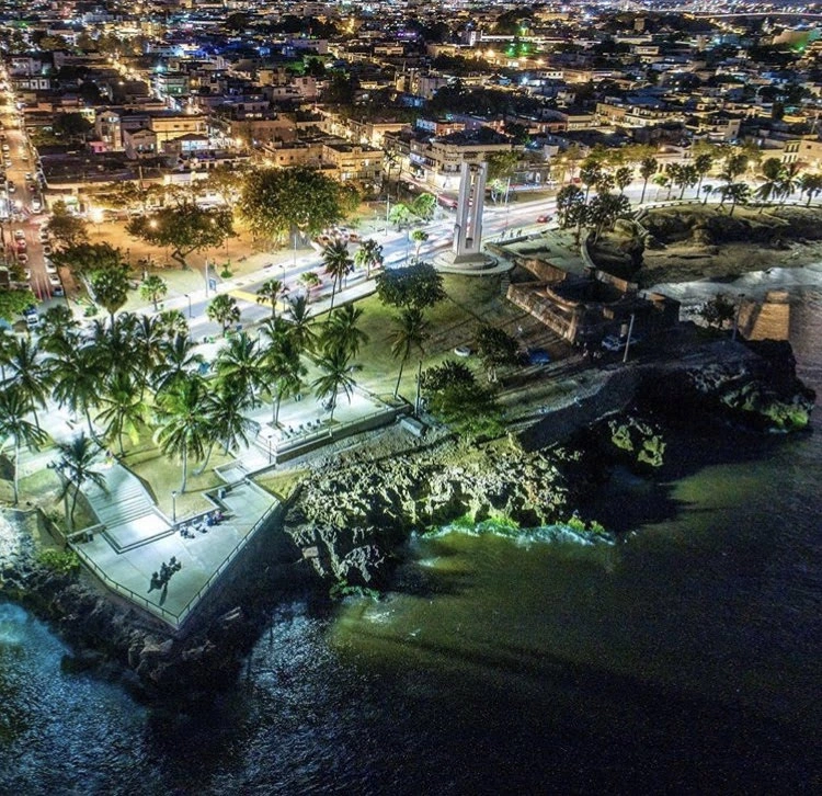 Malecón de Santo Domingo · espacio público