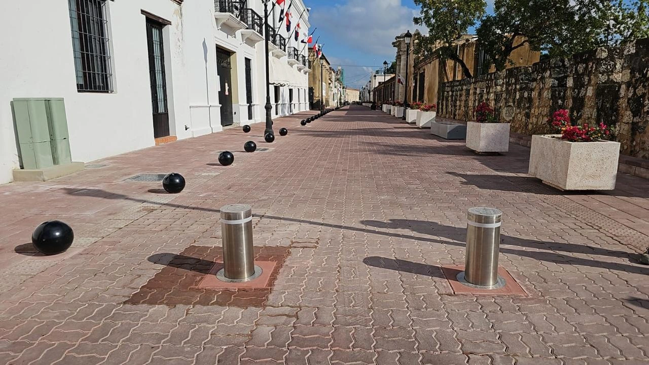Calle Las Damas · Ciudad Colonial