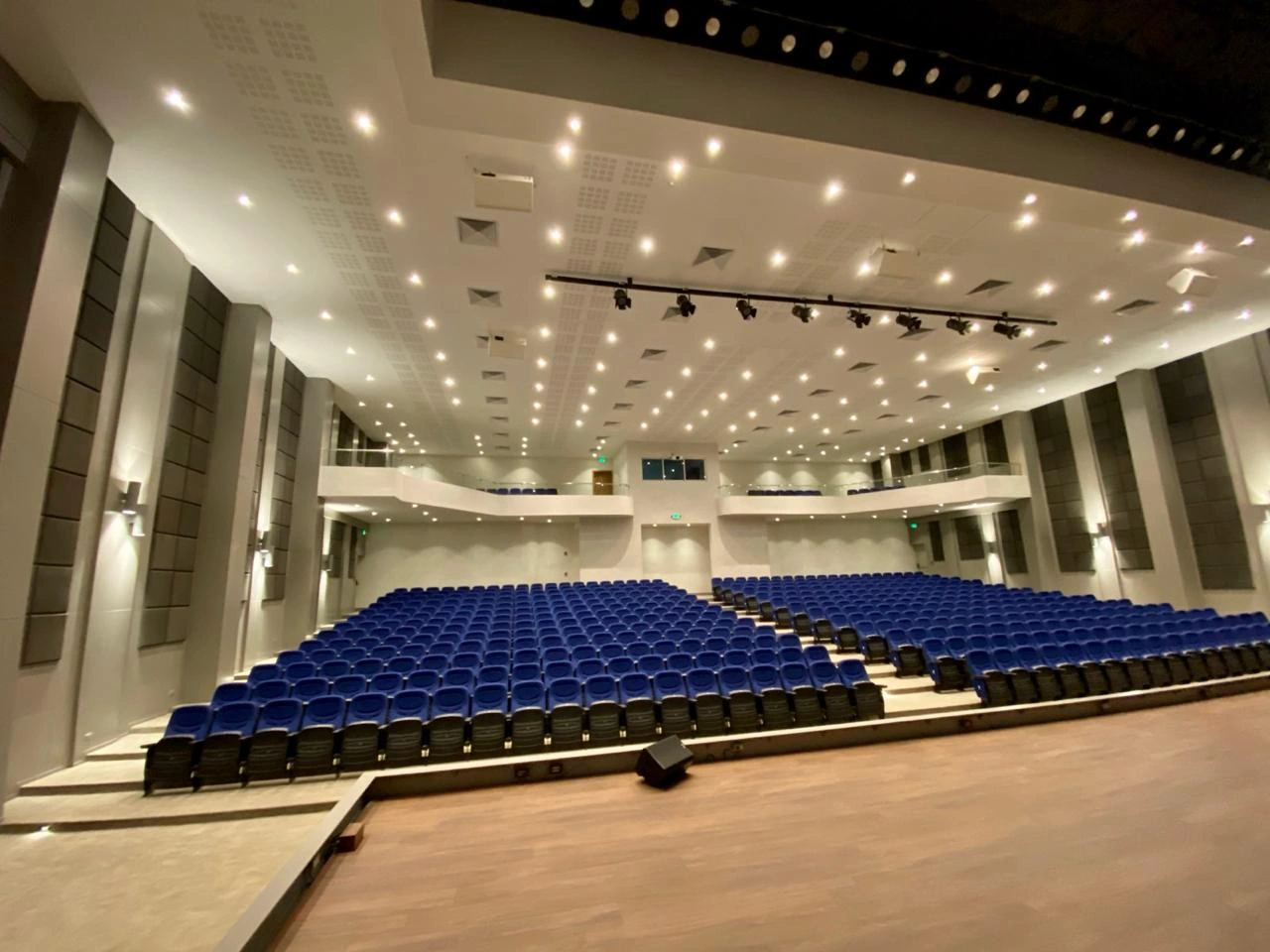 Auditorio de la Policía Nacional · interior